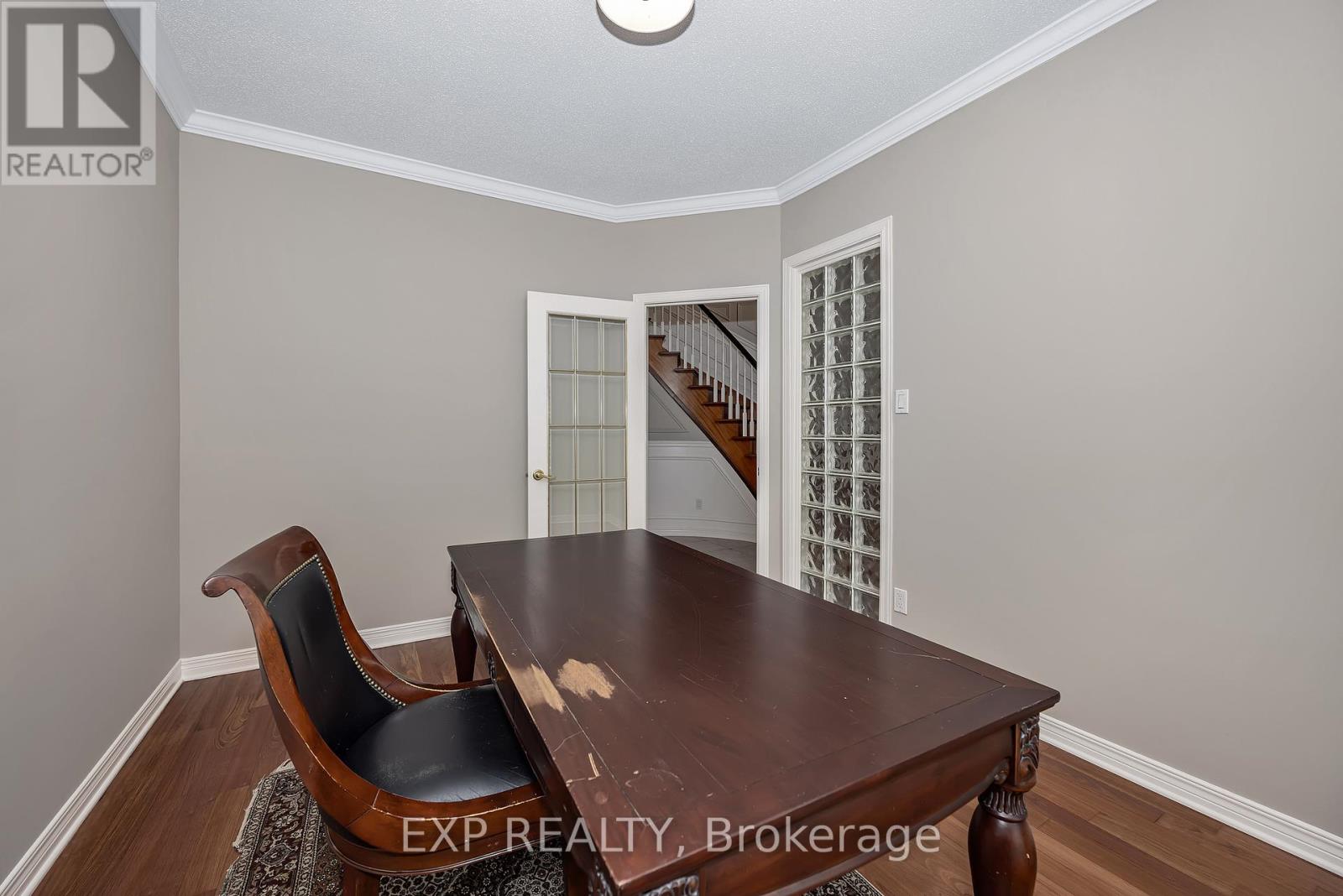 28 SACHS FOREST PLACE - 30