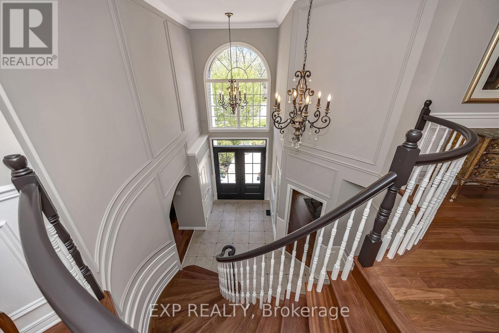 28 SACHS FOREST PLACE - 31