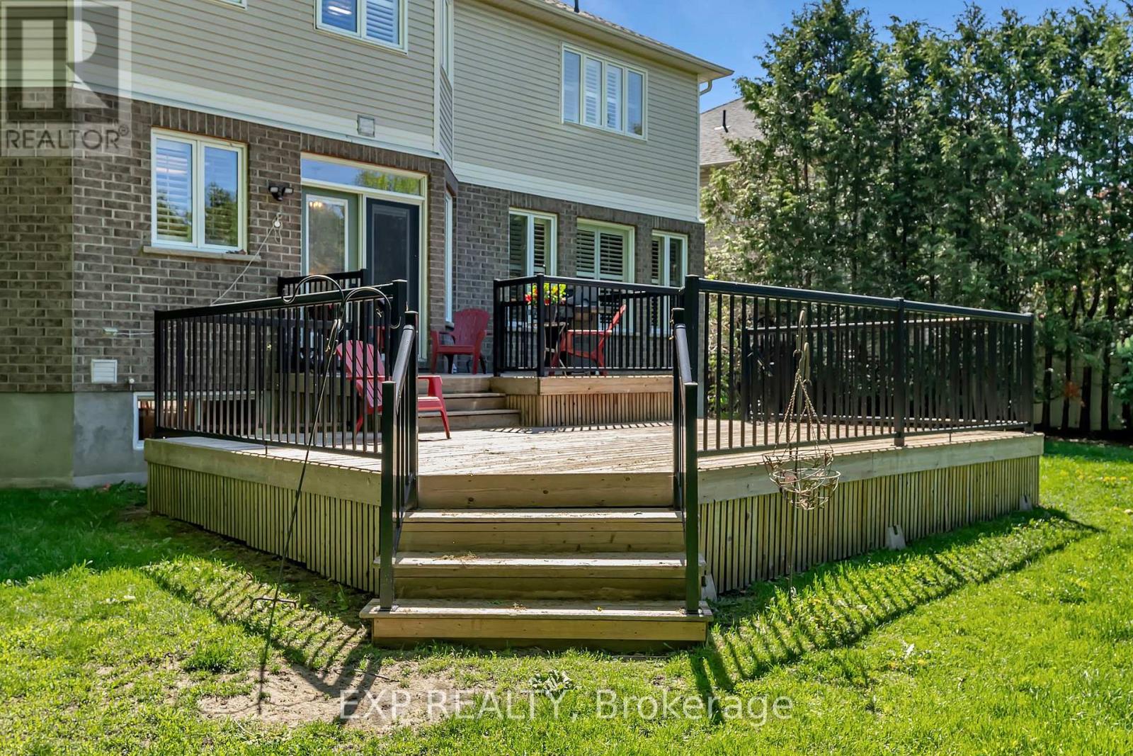 28 SACHS FOREST PLACE - 34