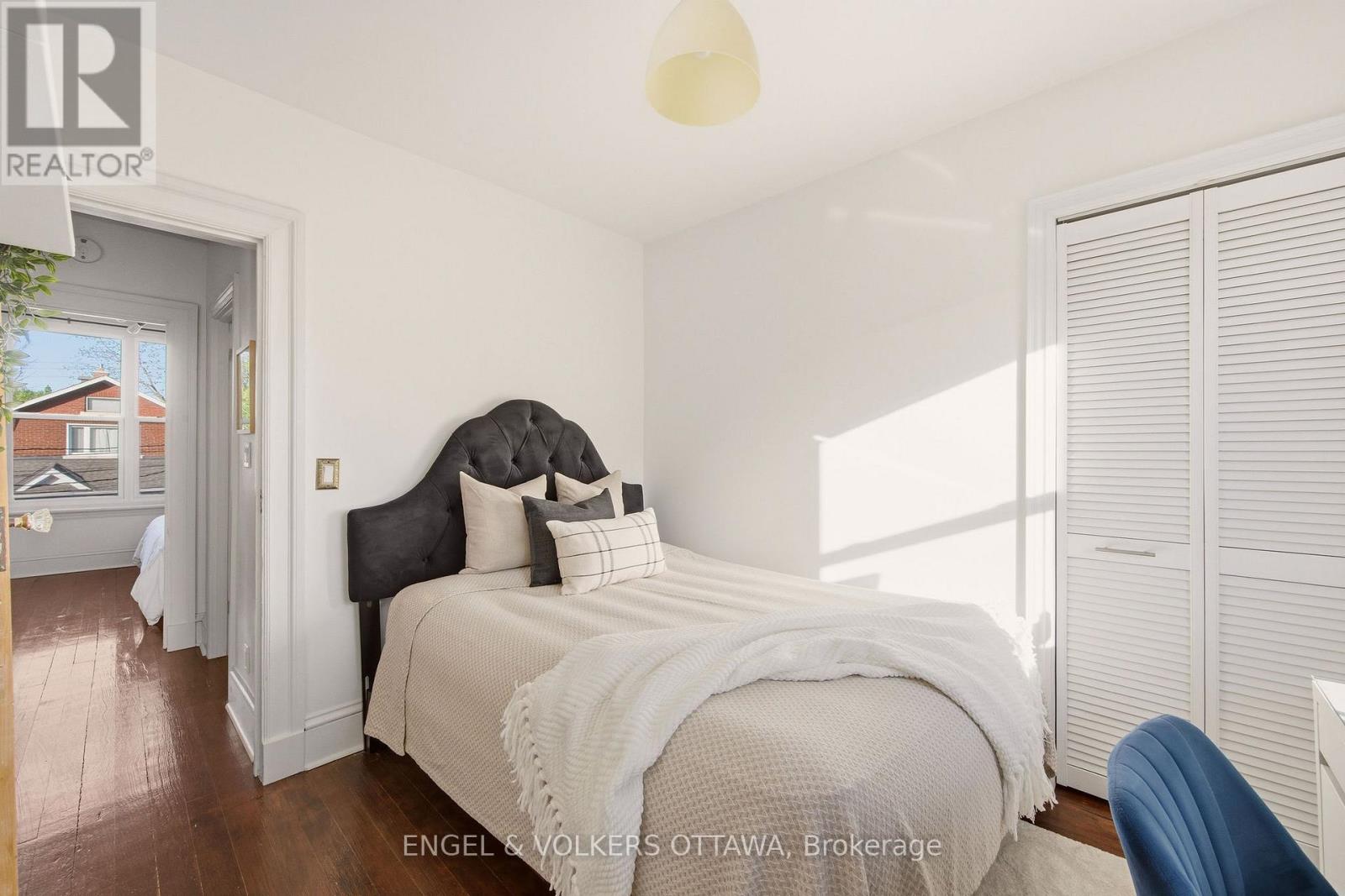 176 HINTON AVENUE N - 30