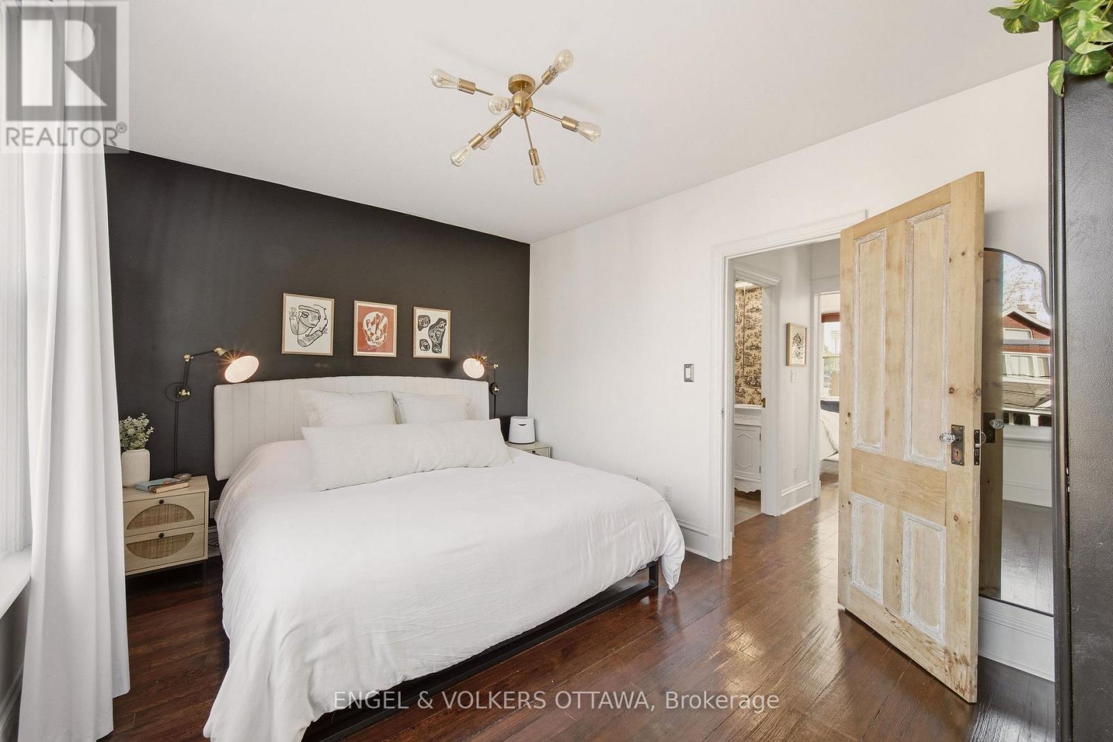 176 HINTON AVENUE N - 33