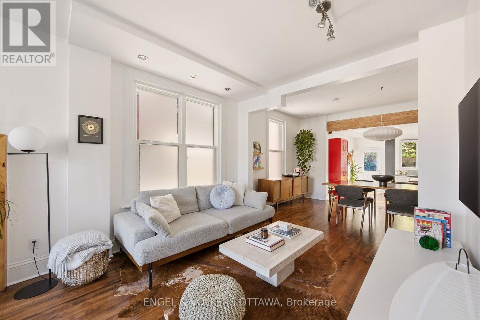 176 HINTON AVENUE N - 8