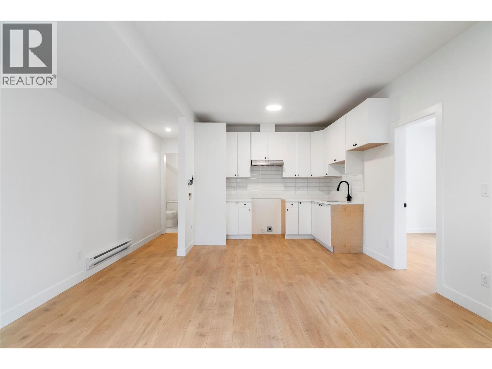  6800 42 Street Northeast, Salmon Arm