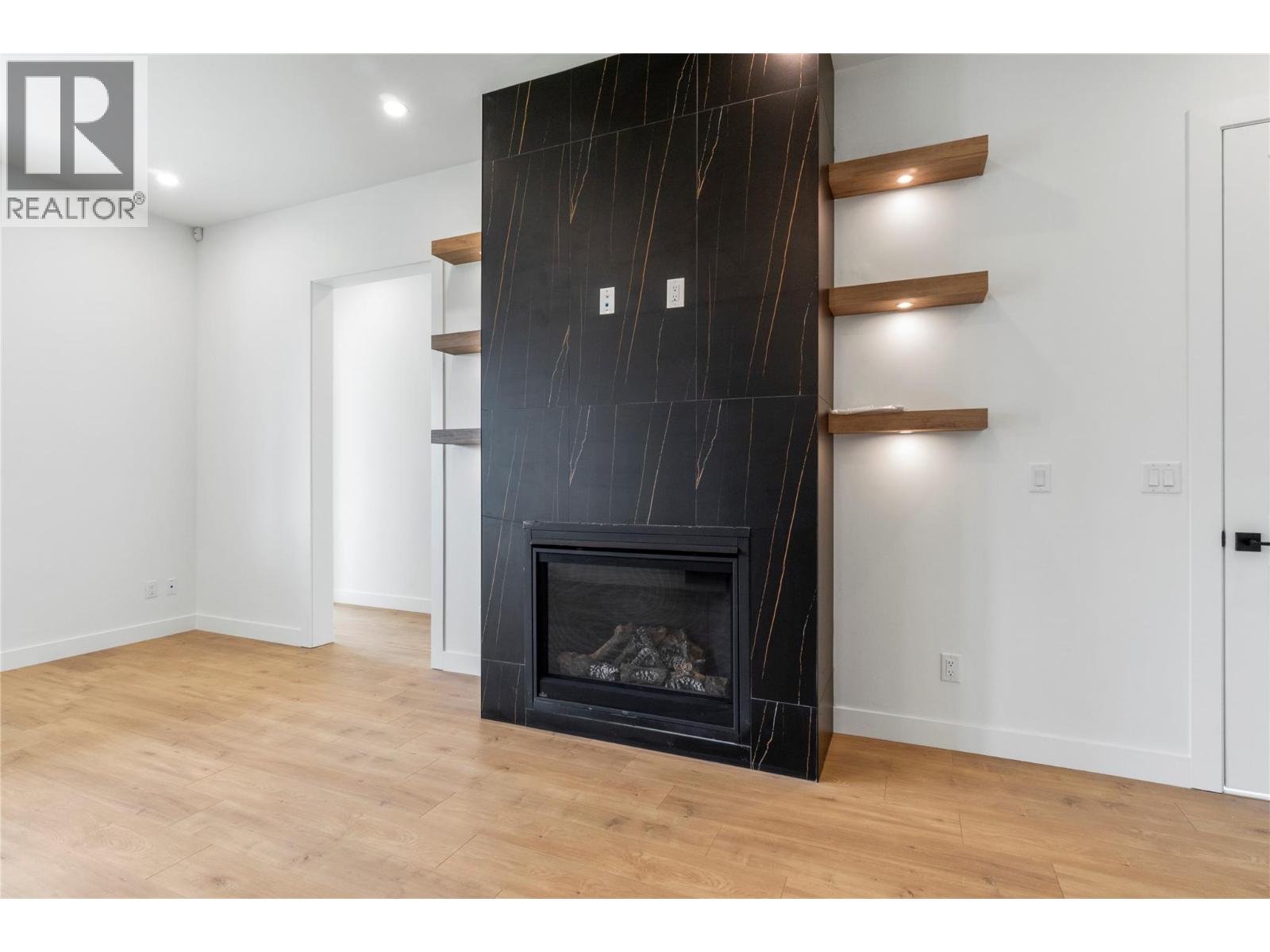  6840 42 Street Northeast, Salmon Arm