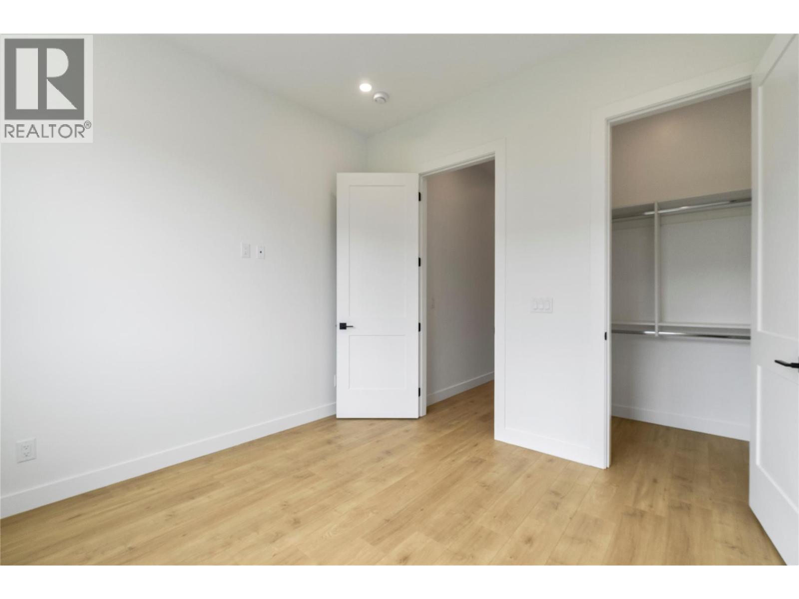  6840 42 Street Northeast, Salmon Arm