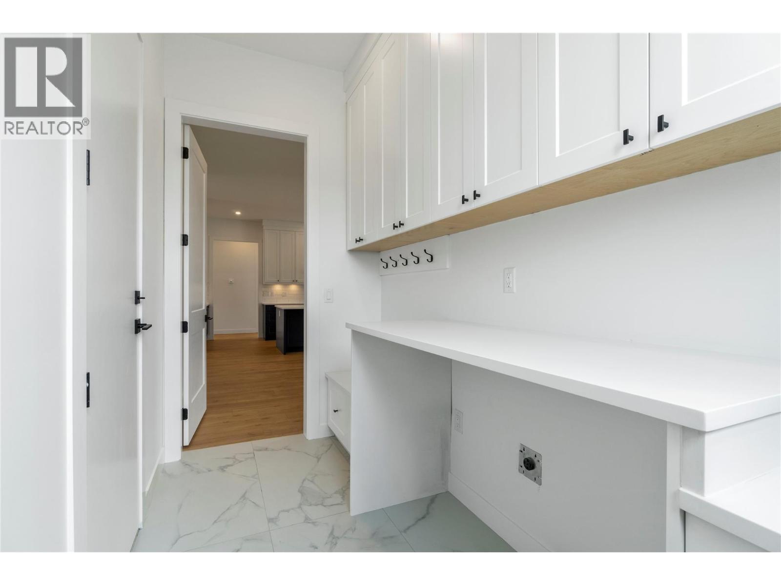  6840 42 Street Northeast, Salmon Arm