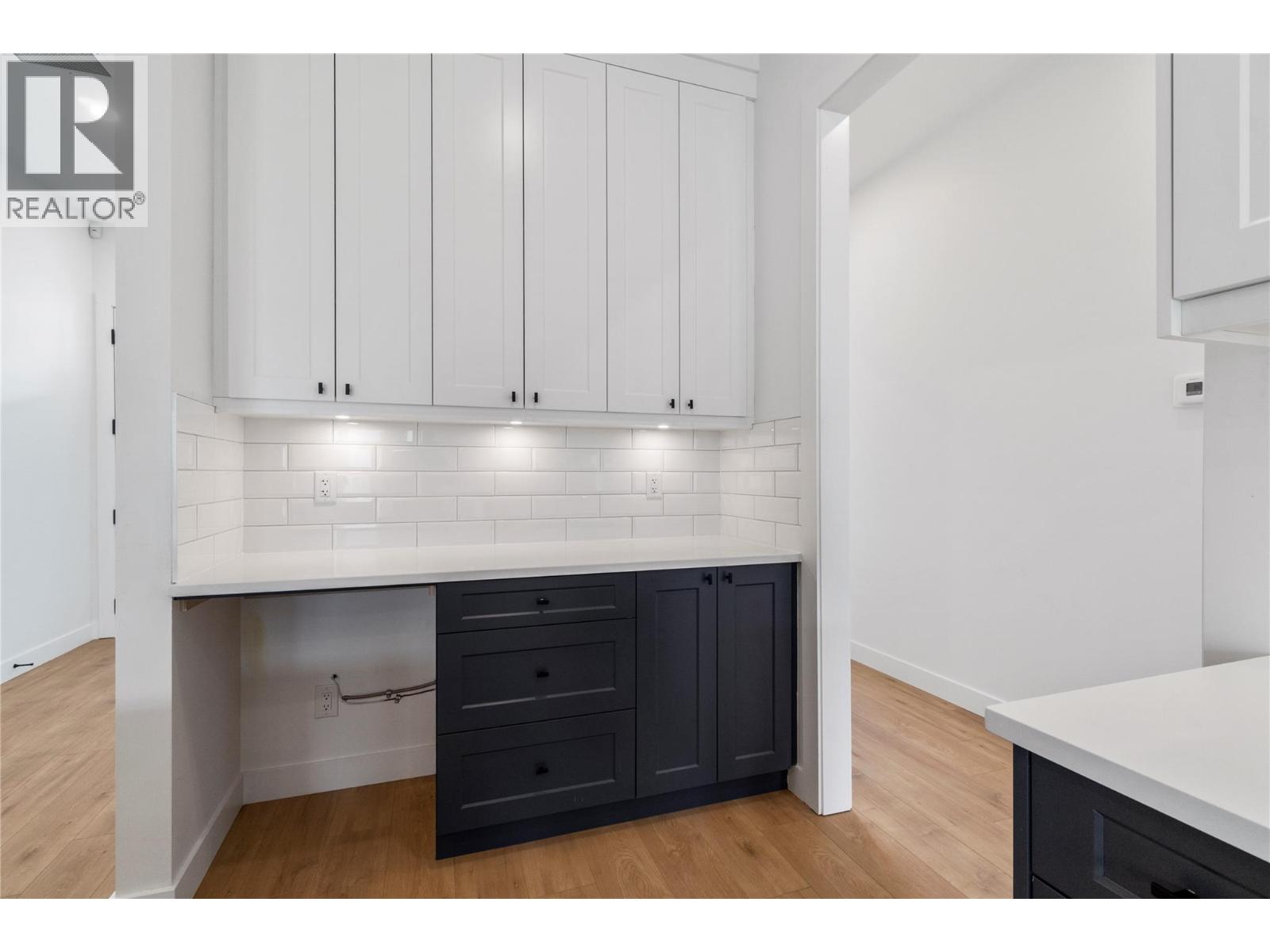  6840 42 Street Northeast, Salmon Arm