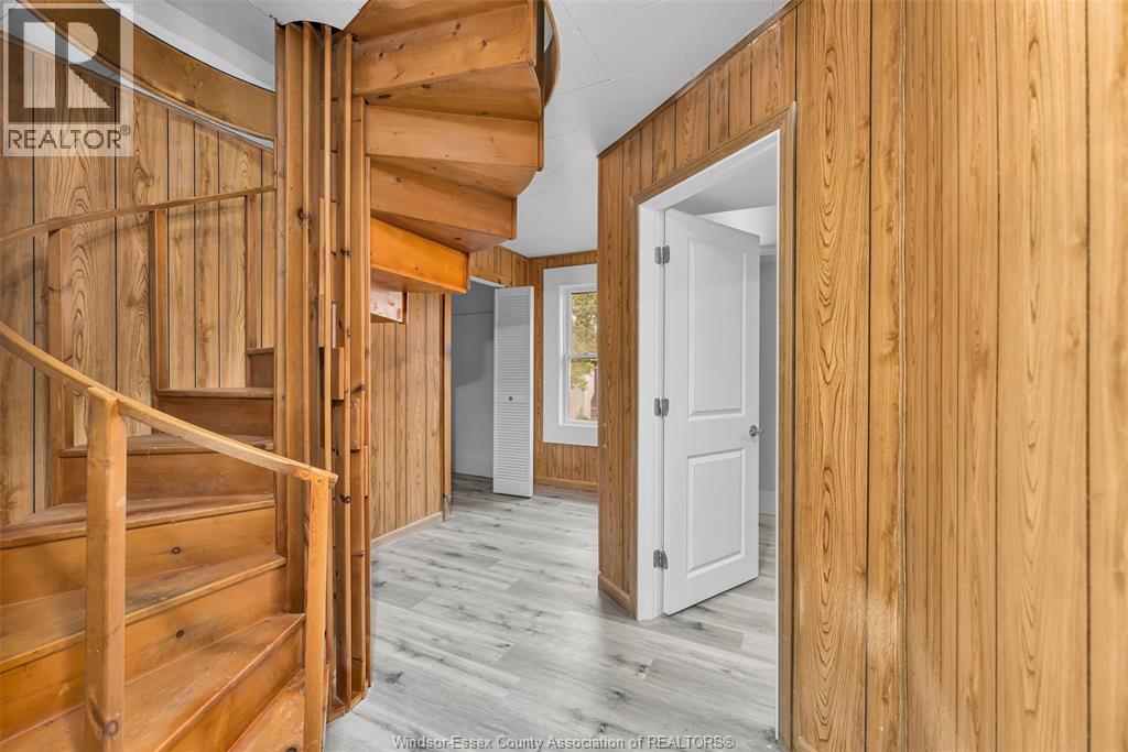 1525 DOUGALL ... - 21
