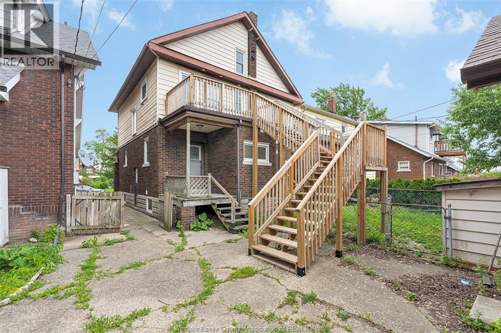 1525 DOUGALL ... - 38