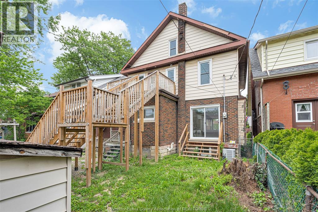 1525 DOUGALL ... - 39