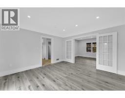 3pc Ensuite bath - 1525 Dougall, Windsor, ON N8X1S2 Photo 9