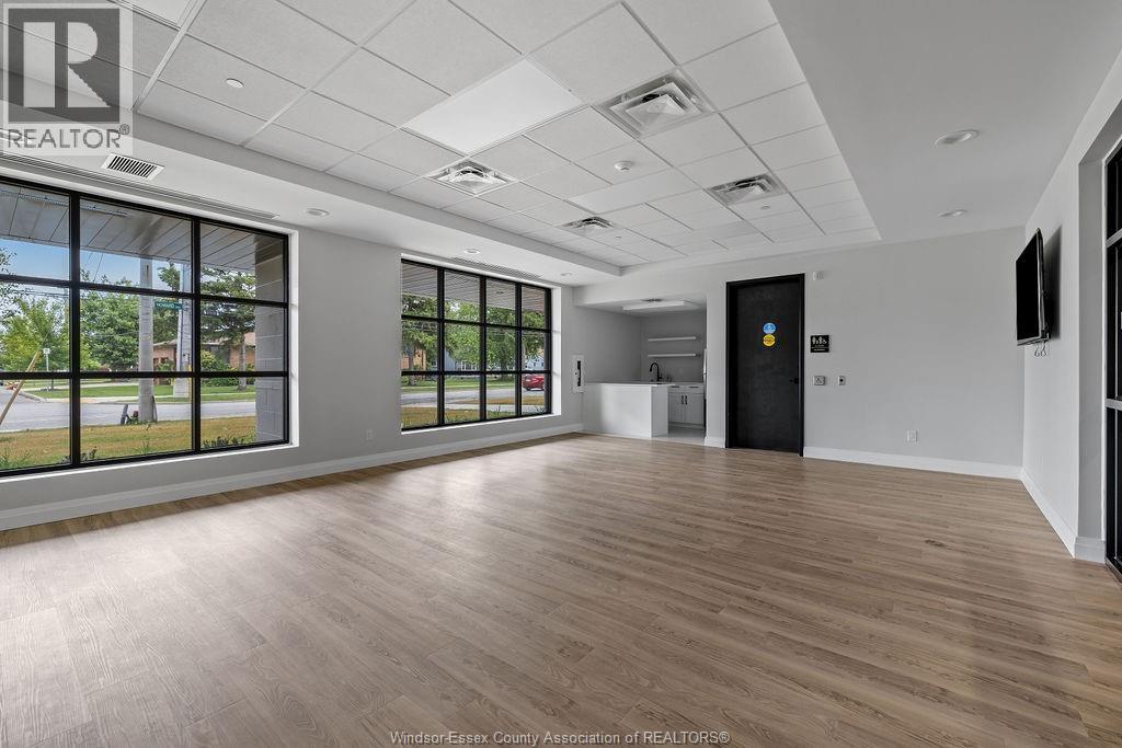#203 3817 HOWARD AVENUE - 24