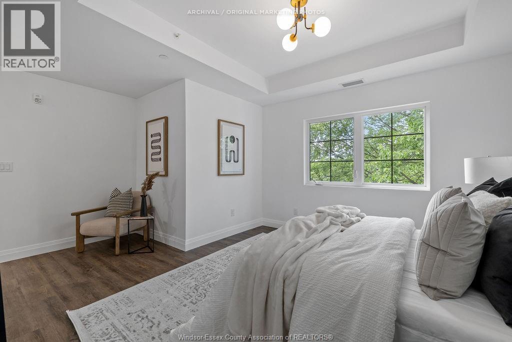 #203 3817 HOWARD AVENUE - 5