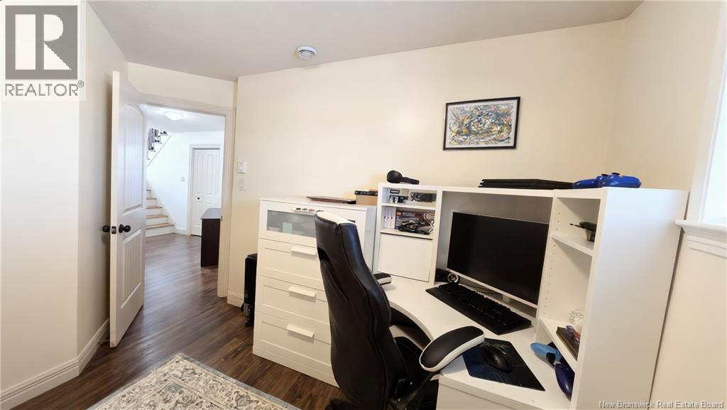 922 Bernard Street - 19
