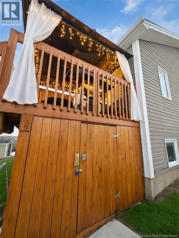 922 Bernard Street - 30