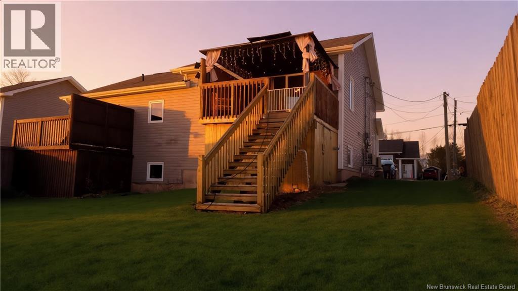 922 Bernard Street - 29