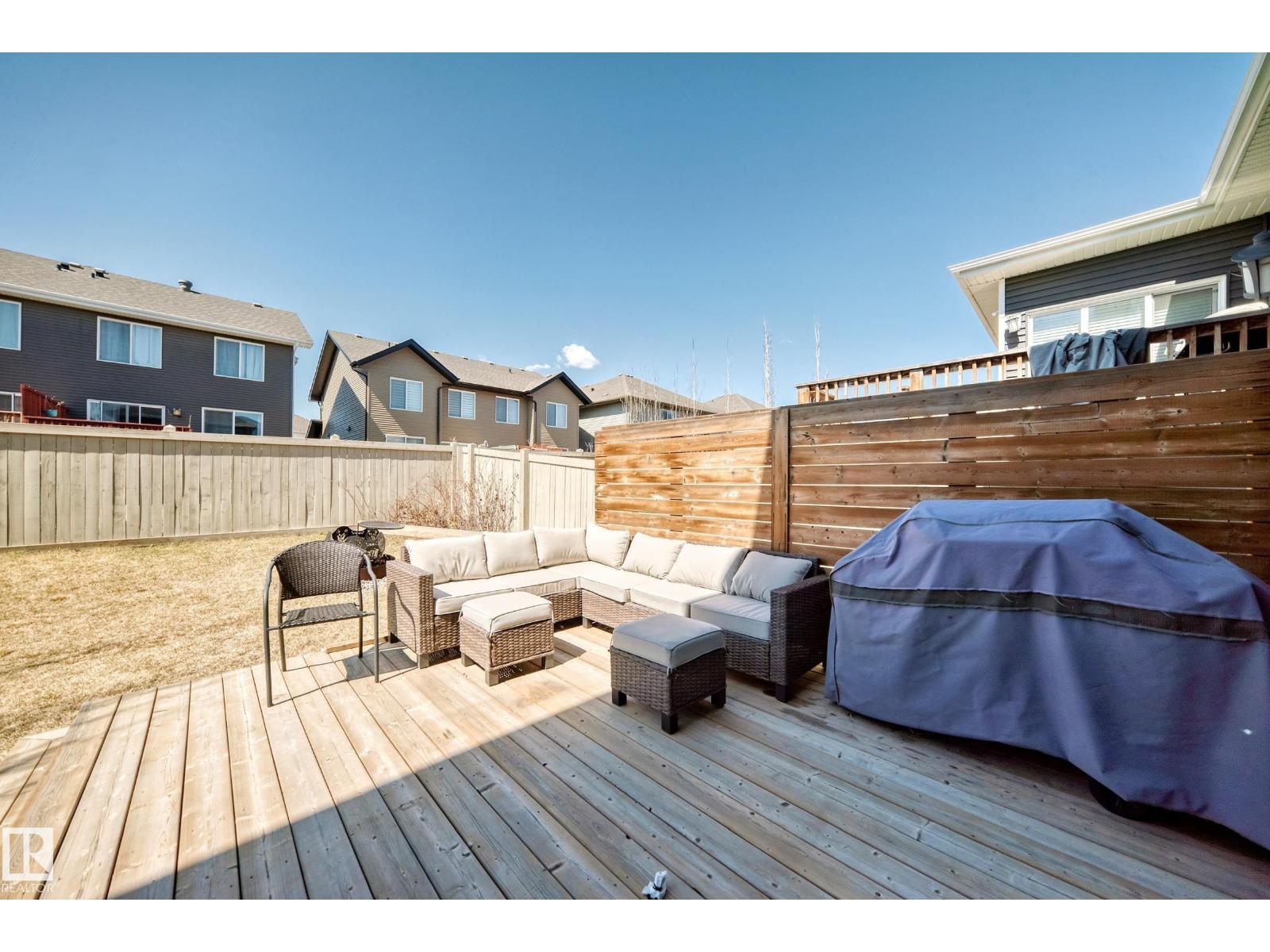 6479 ELSTON LO NW - 53