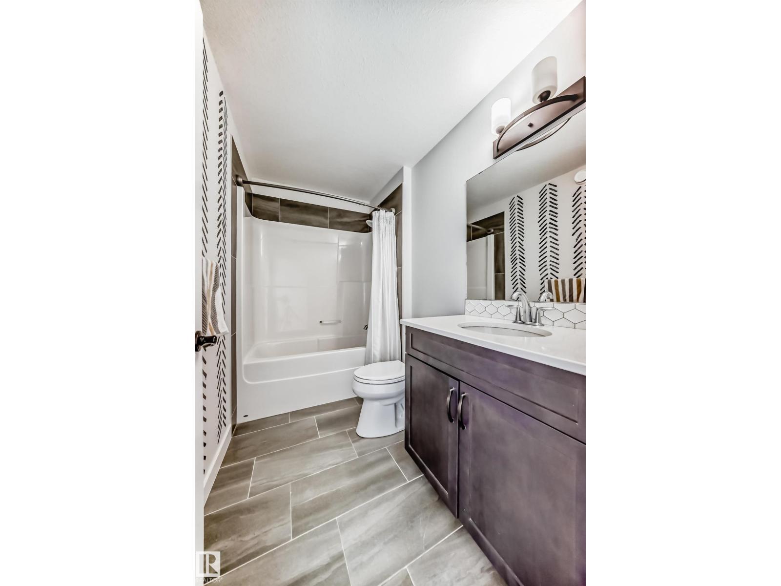 6479 ELSTON LO NW - 43