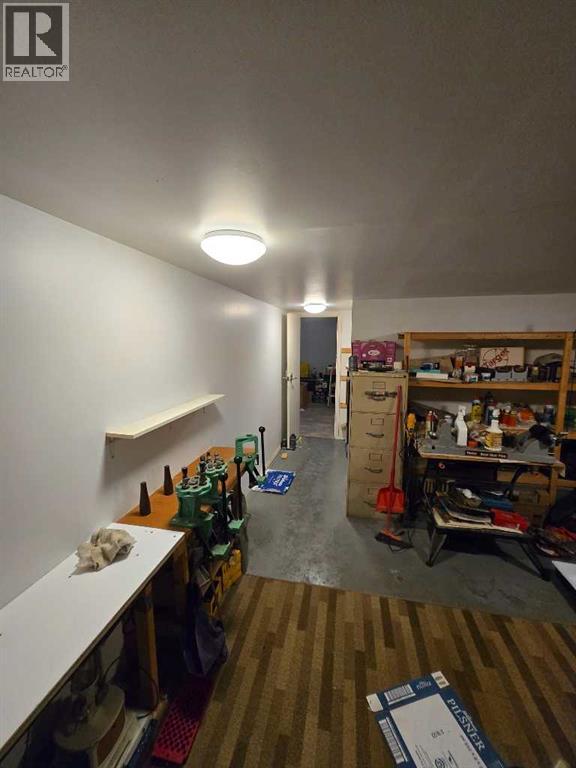 805 8 Street - 33