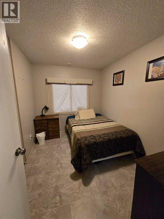 805 8 Street - 22