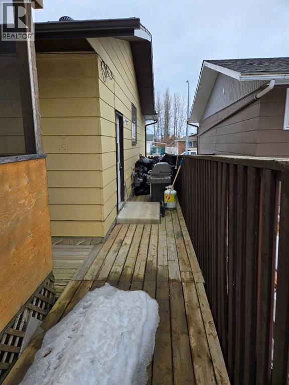 805 8 Street - 27