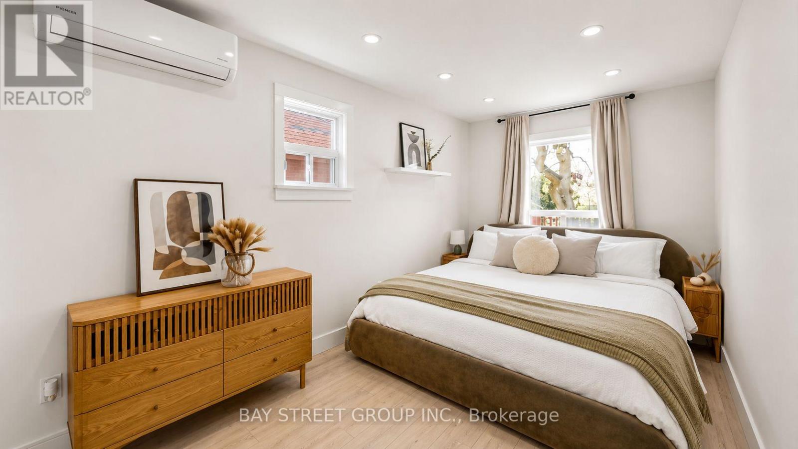 58 ALBERT AVENUE - 14