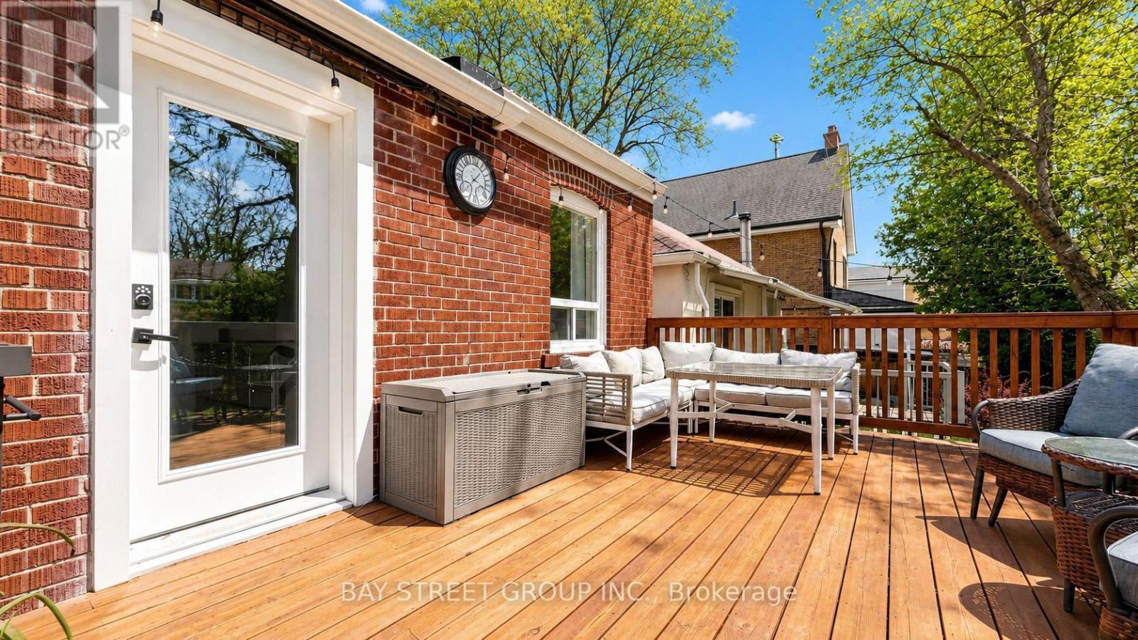 58 ALBERT AVENUE - 24
