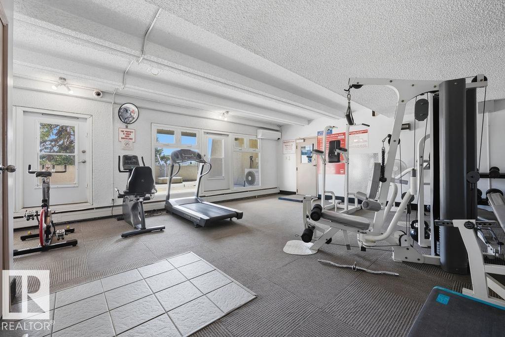 #1208 9918 101 ST NW - 35