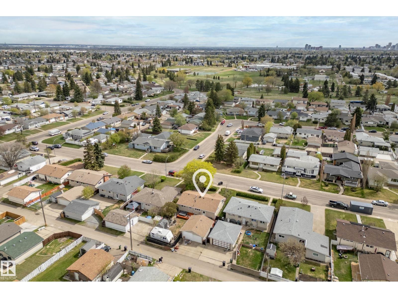 8804 136 AV NW - 45