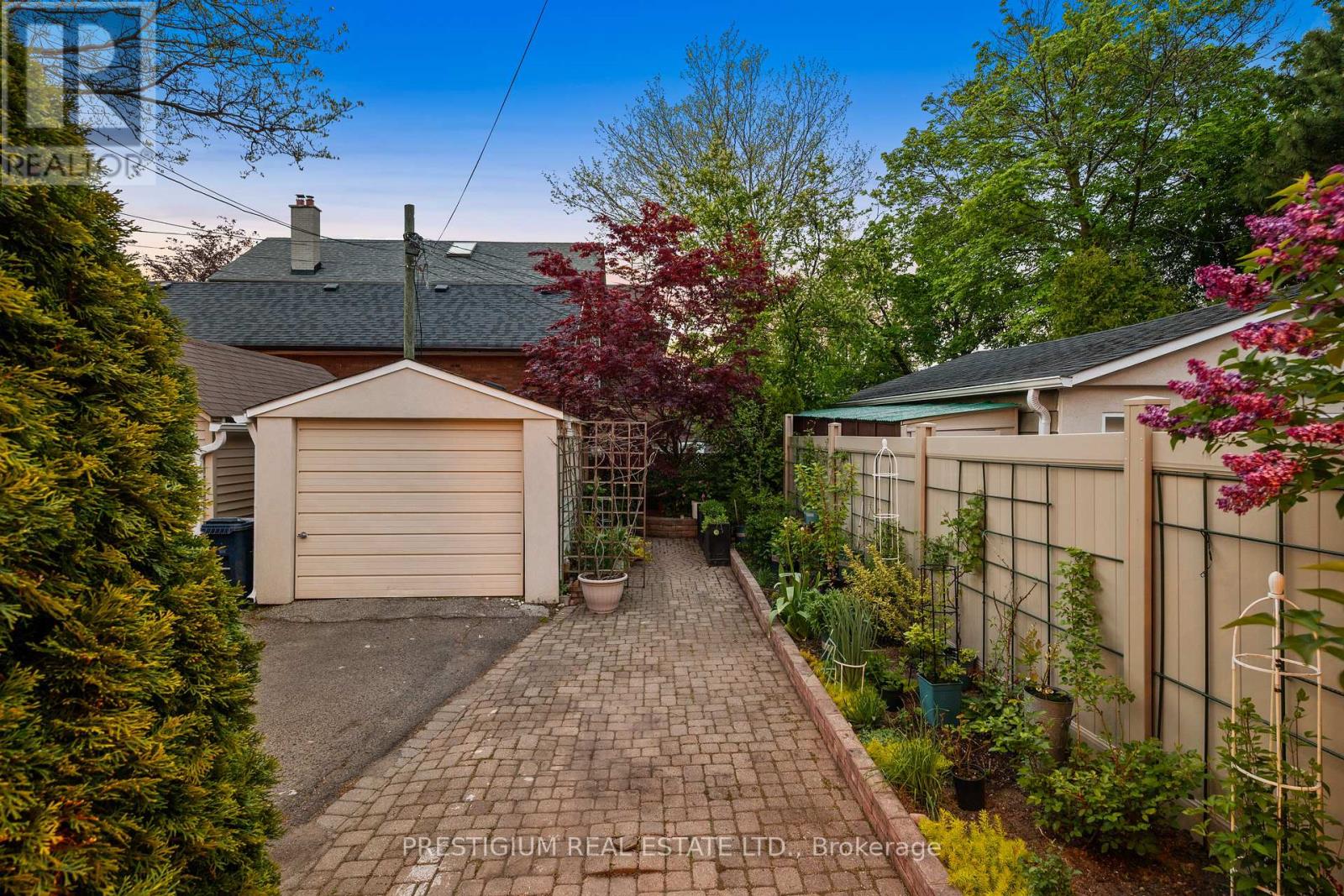 556 DAVISVILLE AVENUE - 46