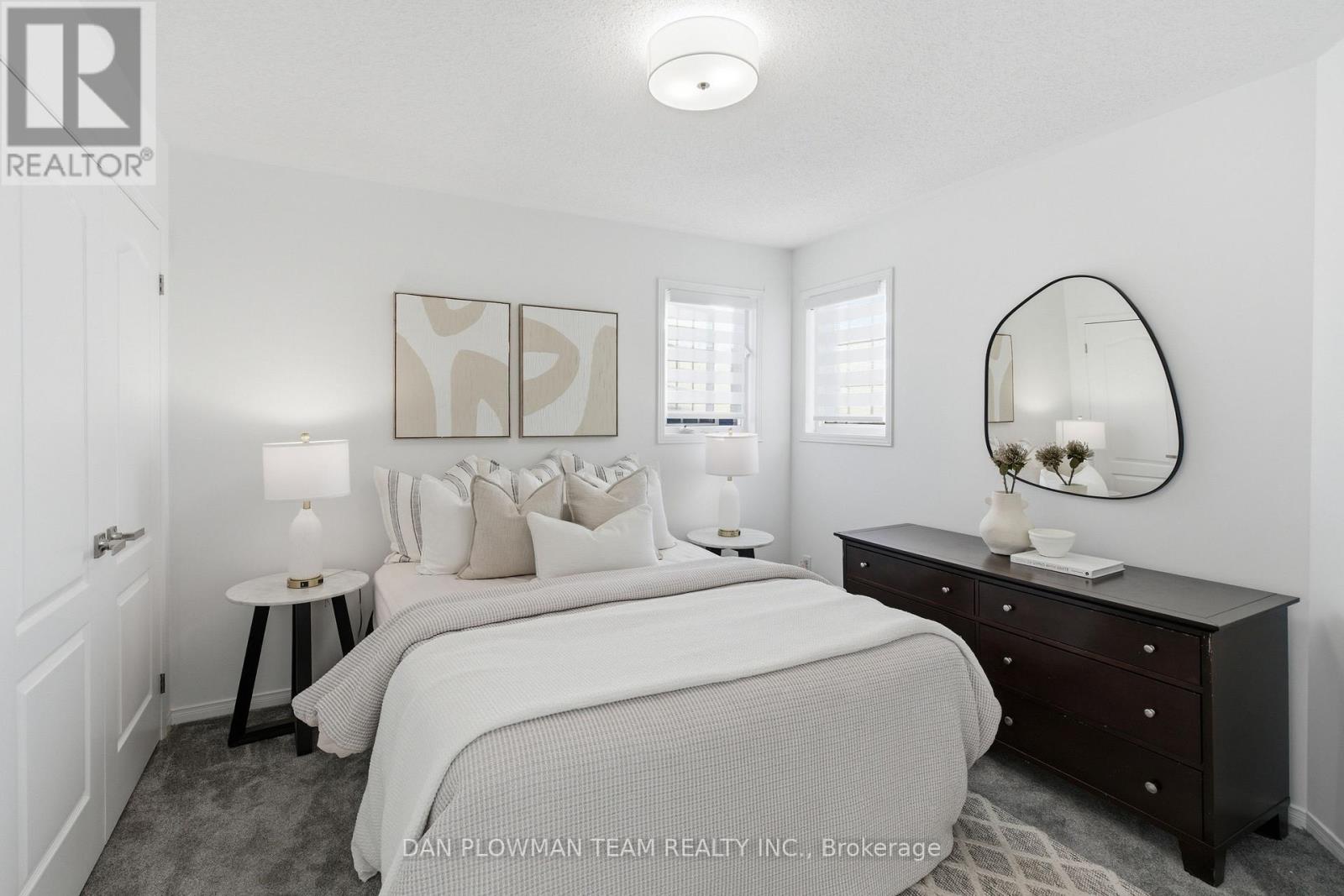 7 TREEN CRESCENT - 25
