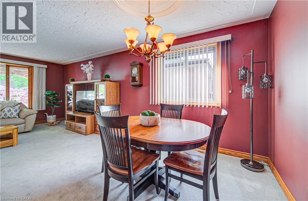 119 MARTINGLEN Crescent - 10