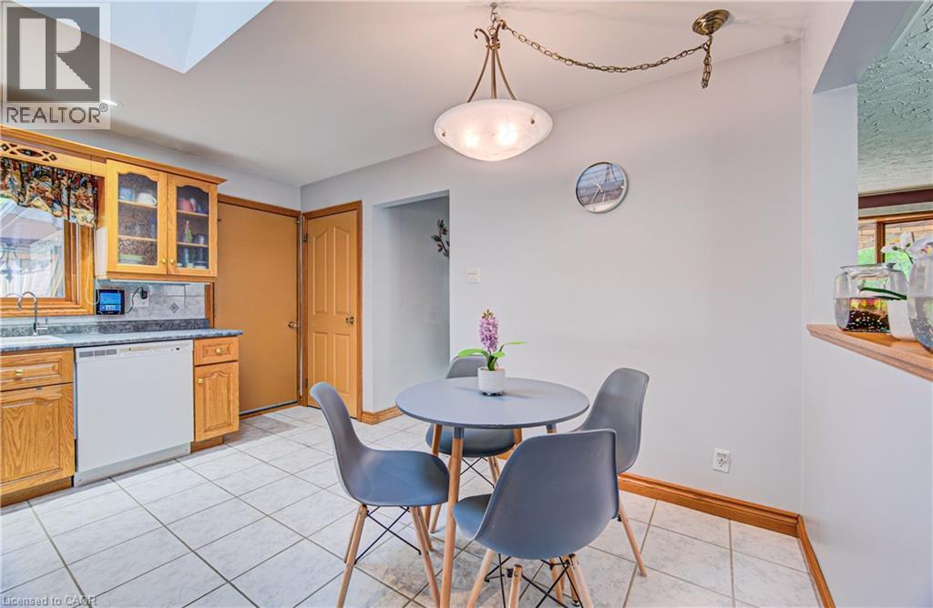 119 MARTINGLEN Crescent - 15