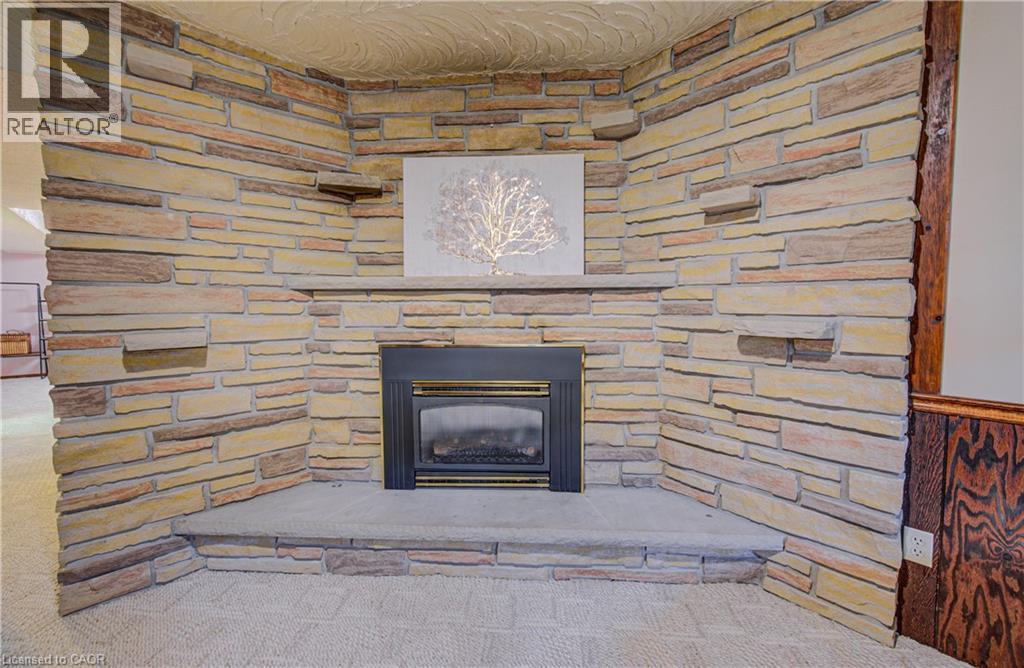 119 MARTINGLEN Crescent - 33