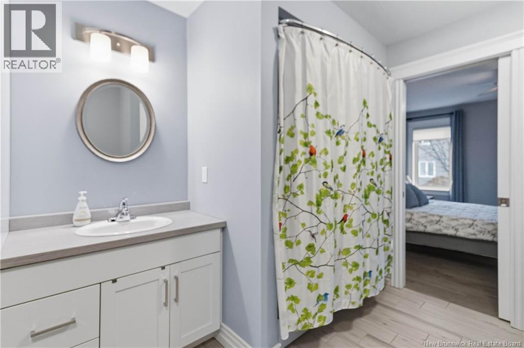 187 Runnymeade Road - 27