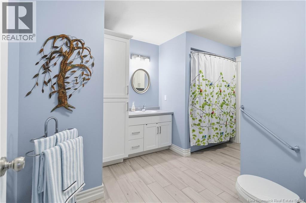 187 Runnymeade Road - 26