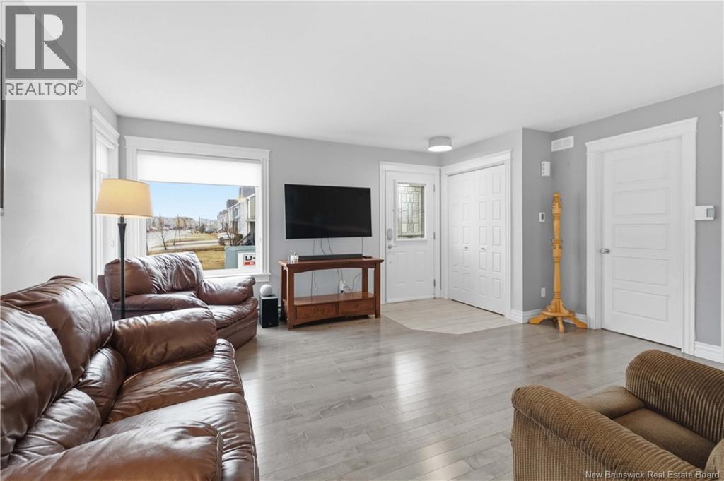 187 Runnymeade Road - 4