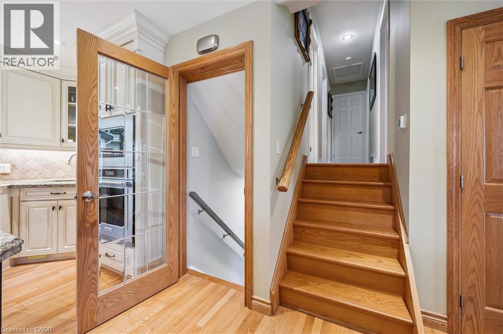 574 SPRUCEHILL Avenue - 18
