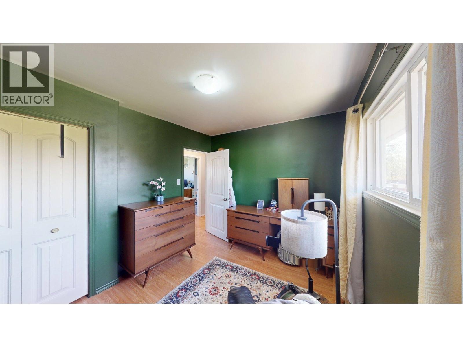 9711 106 AVENUE - 16