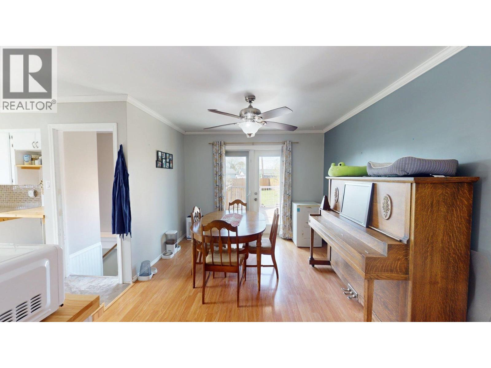 9711 106 AVENUE - 4