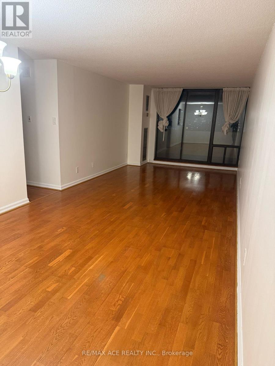 #1504 10 TANGREEN COURT - 13