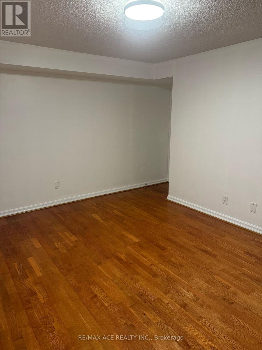 #1504 10 TANGREEN COURT - 18