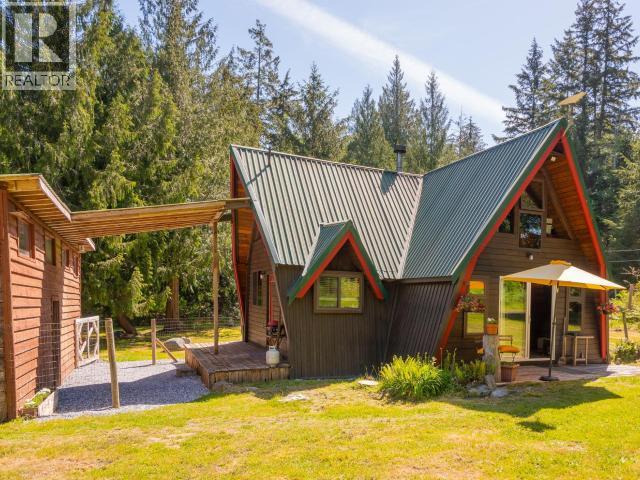 5029 PAXTON ROAD, Texada Island