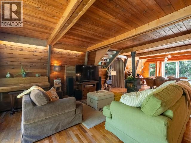 5029 PAXTON ROAD, Texada Island