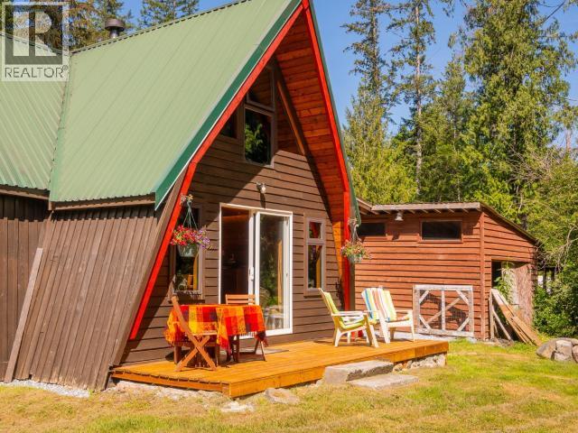 5029 PAXTON ROAD, Texada Island