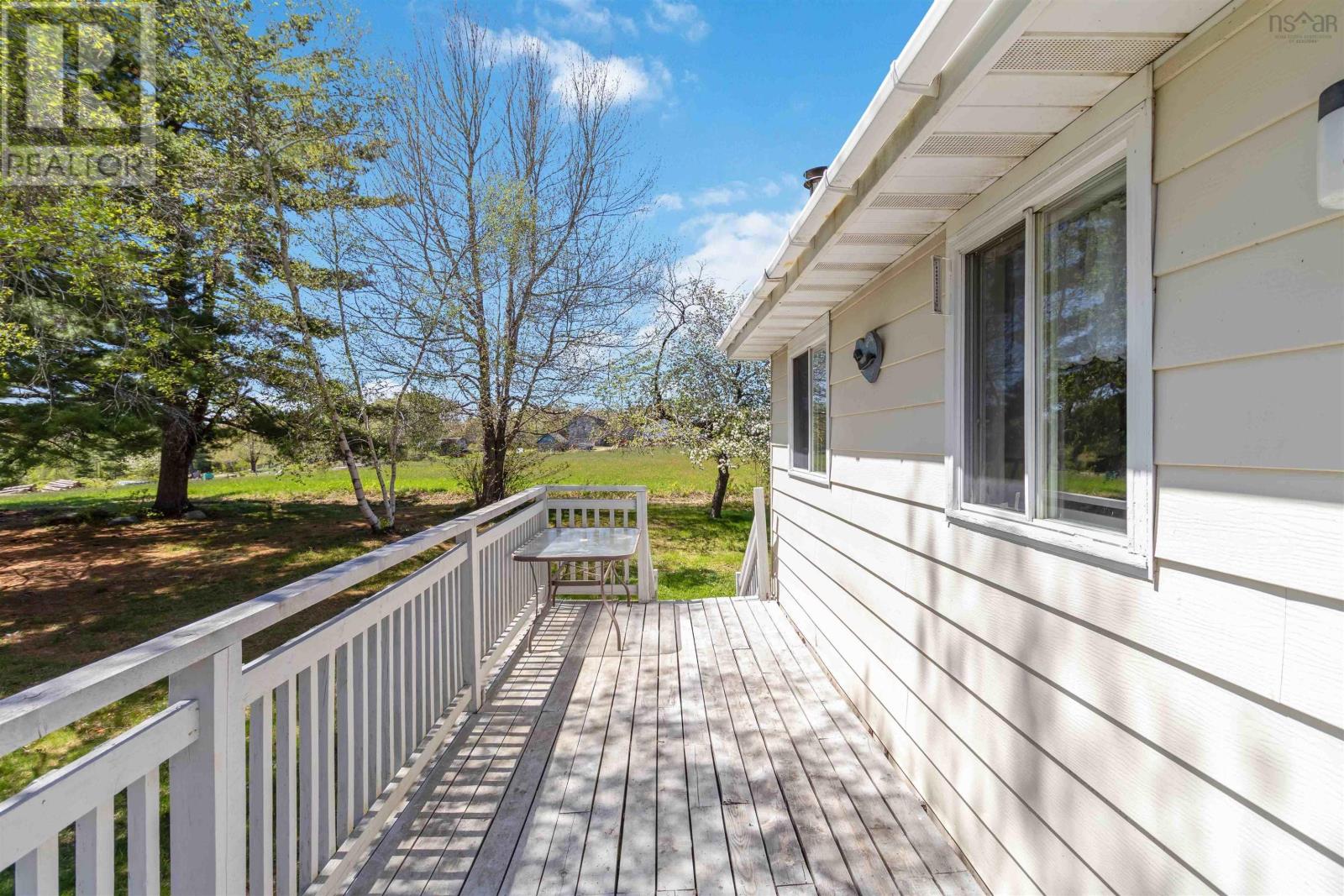 Property 22 of 50 of 1415 Highway 210