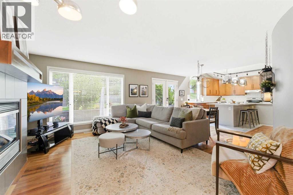 39 Evercreek Bluffs Road SW - 12