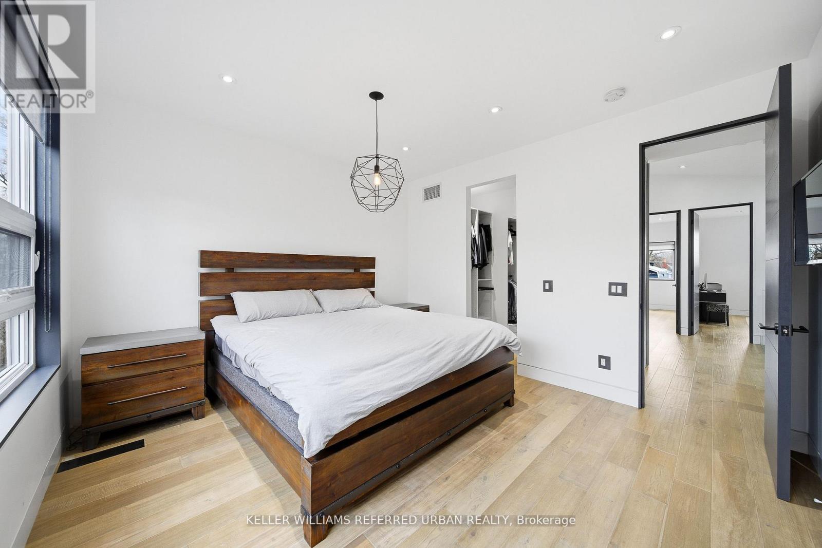22 DANIELS STREET - 28