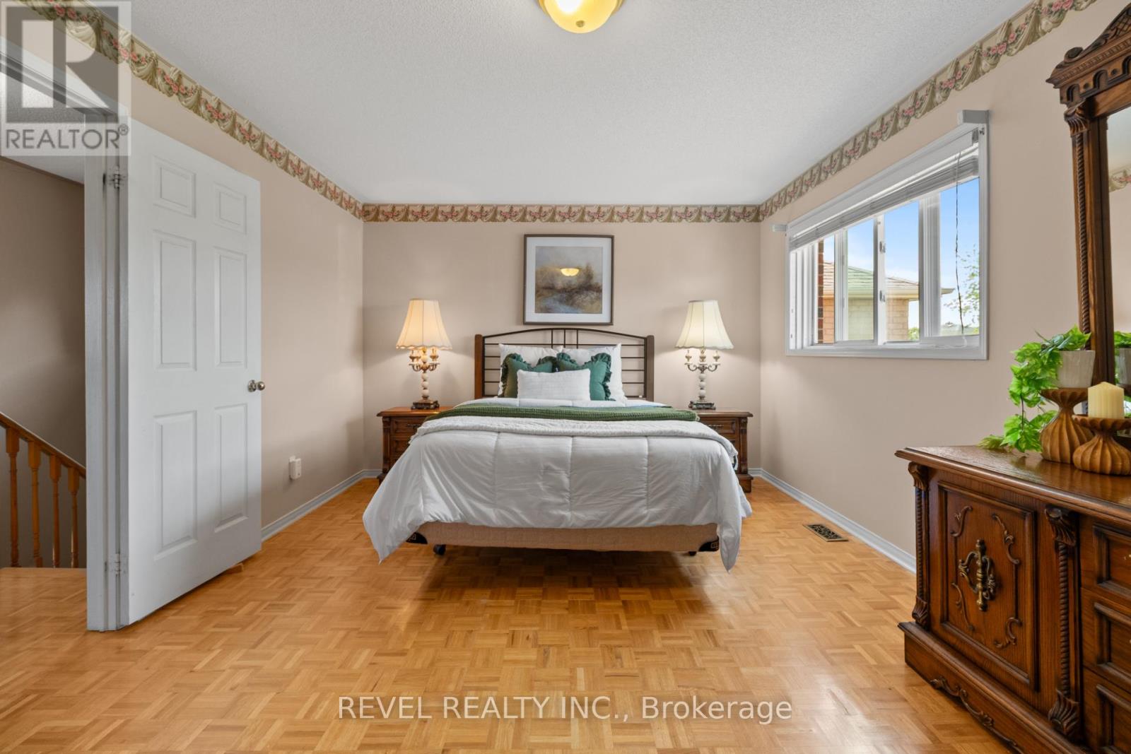 1263 BANTHAM STREET - 17