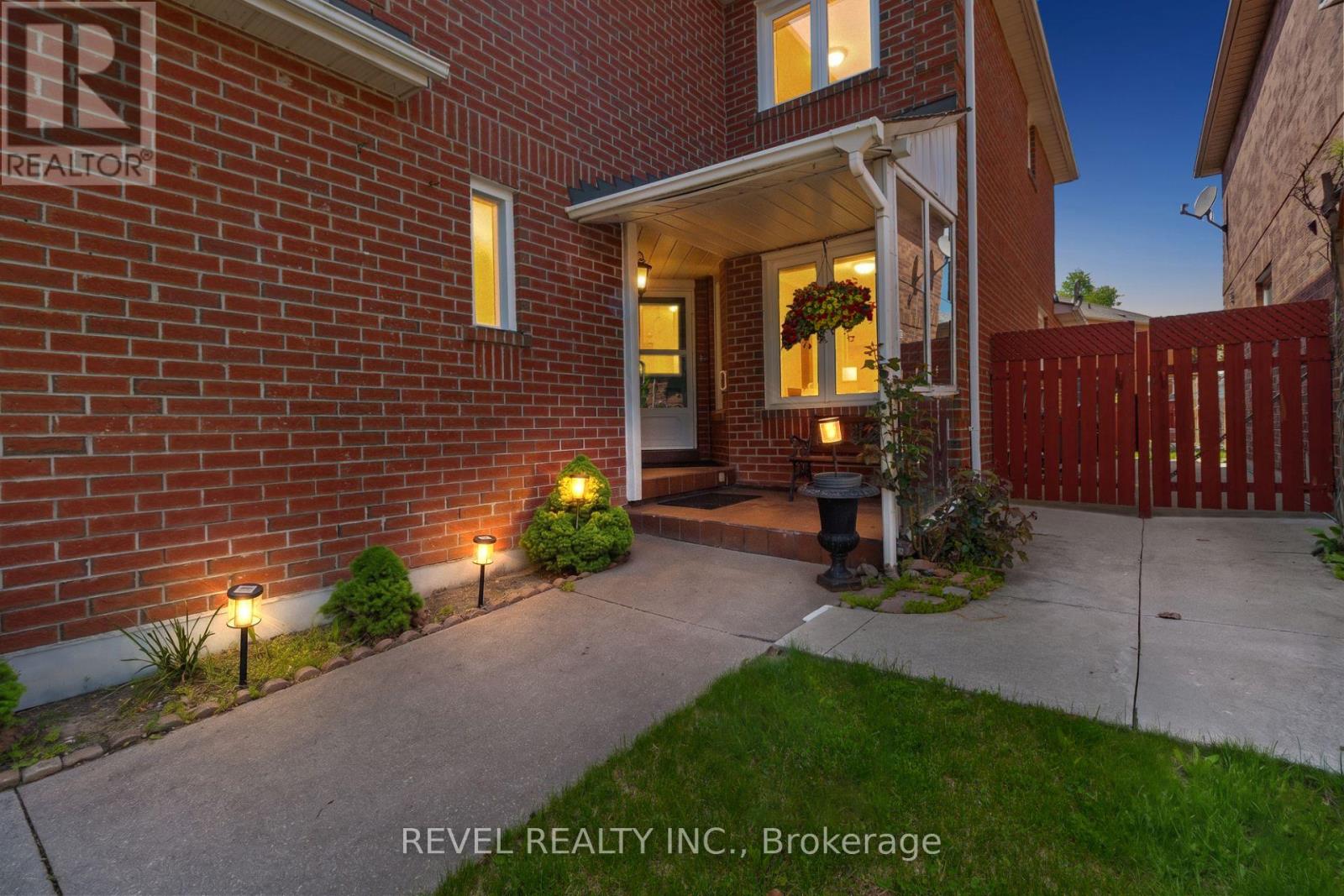 1263 BANTHAM STREET - Image 2